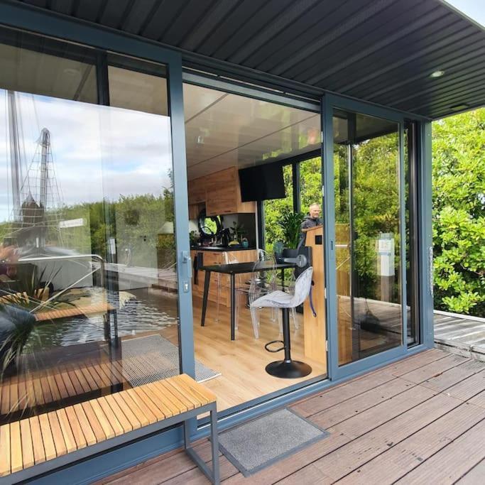 Modern, Brand New Houseboat Near Amsterdam Ξενοδοχείο Monnickendam Εξωτερικό φωτογραφία